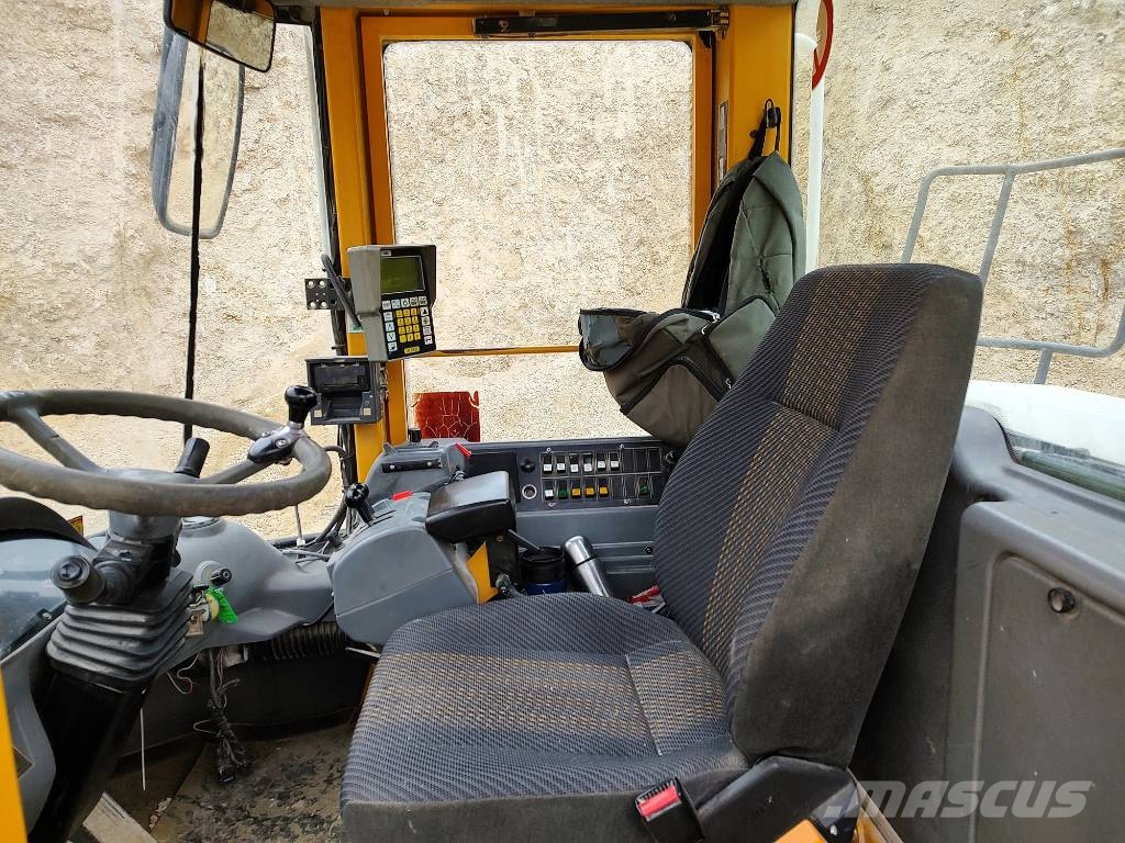 Volvo L 180 E Chargeuse sur pneus