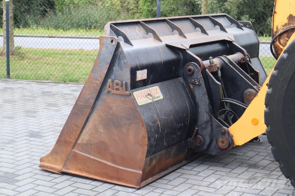 Hyundai HL940 | 2.097 HOURS! | BUCKET | QUICK COUPLER | BS 휠로우더