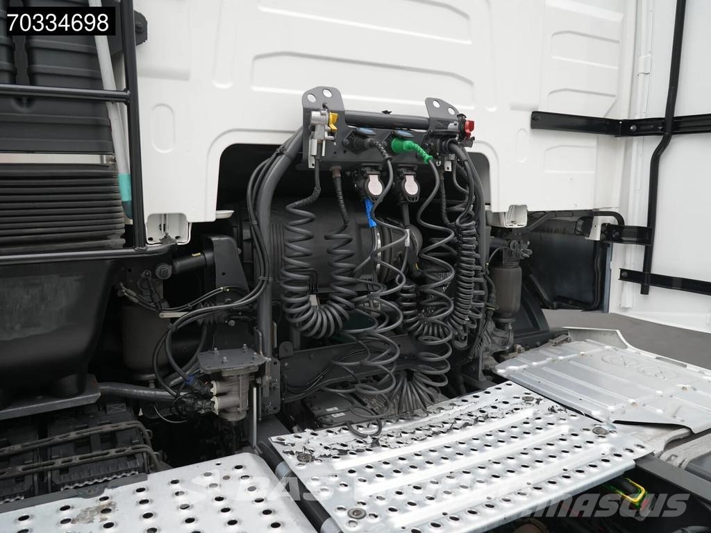 Volvo FH 500 4X2 XL 2x Tanks I-ParkCool ACC APK 02-2027 Vetopöytäautot