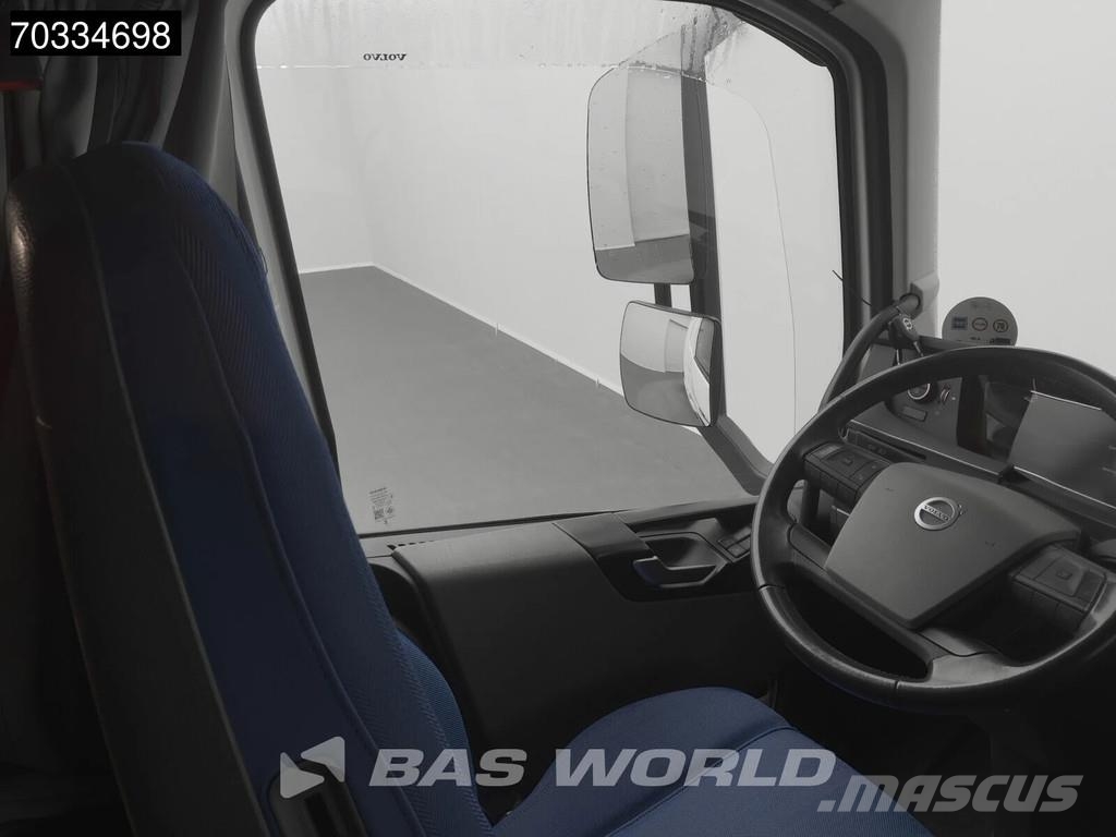 Volvo FH 500 4X2 XL 2x Tanks I-ParkCool ACC APK 02-2027 Vetopöytäautot