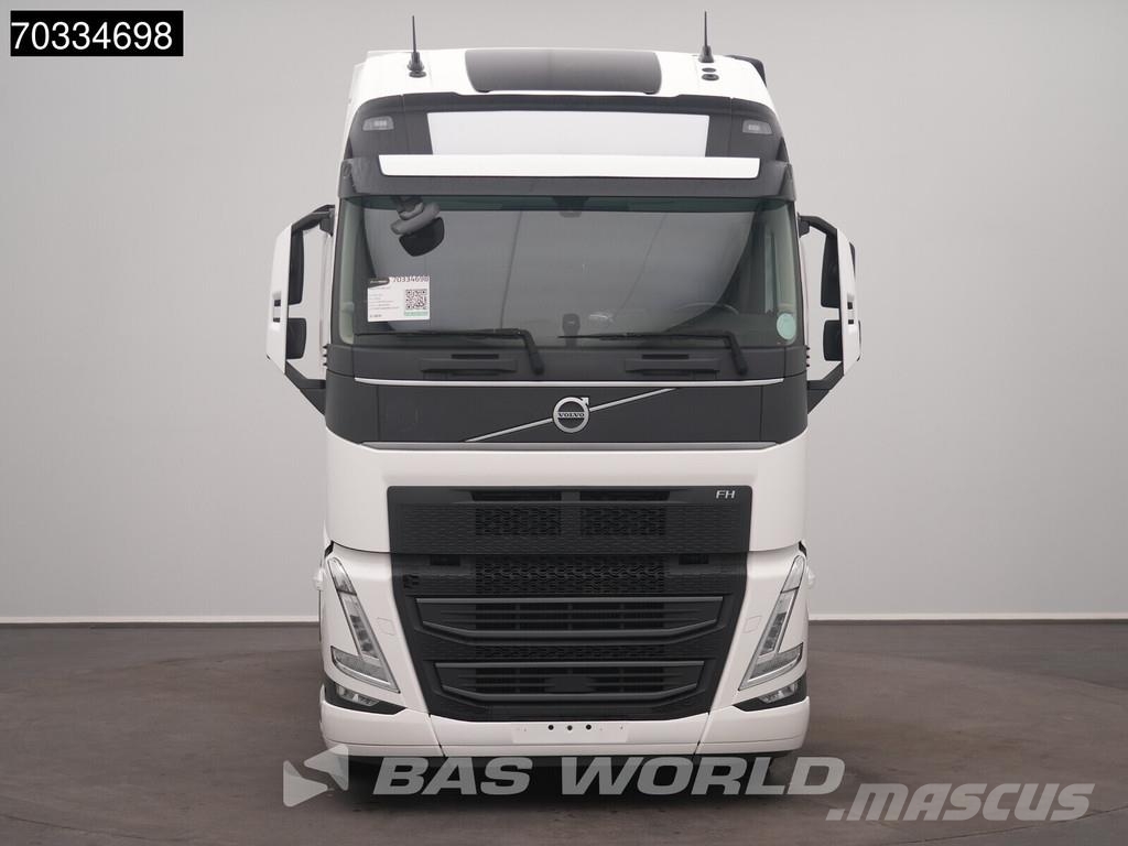 Volvo FH 500 4X2 XL 2x Tanks I-ParkCool ACC APK 02-2027 Vetopöytäautot