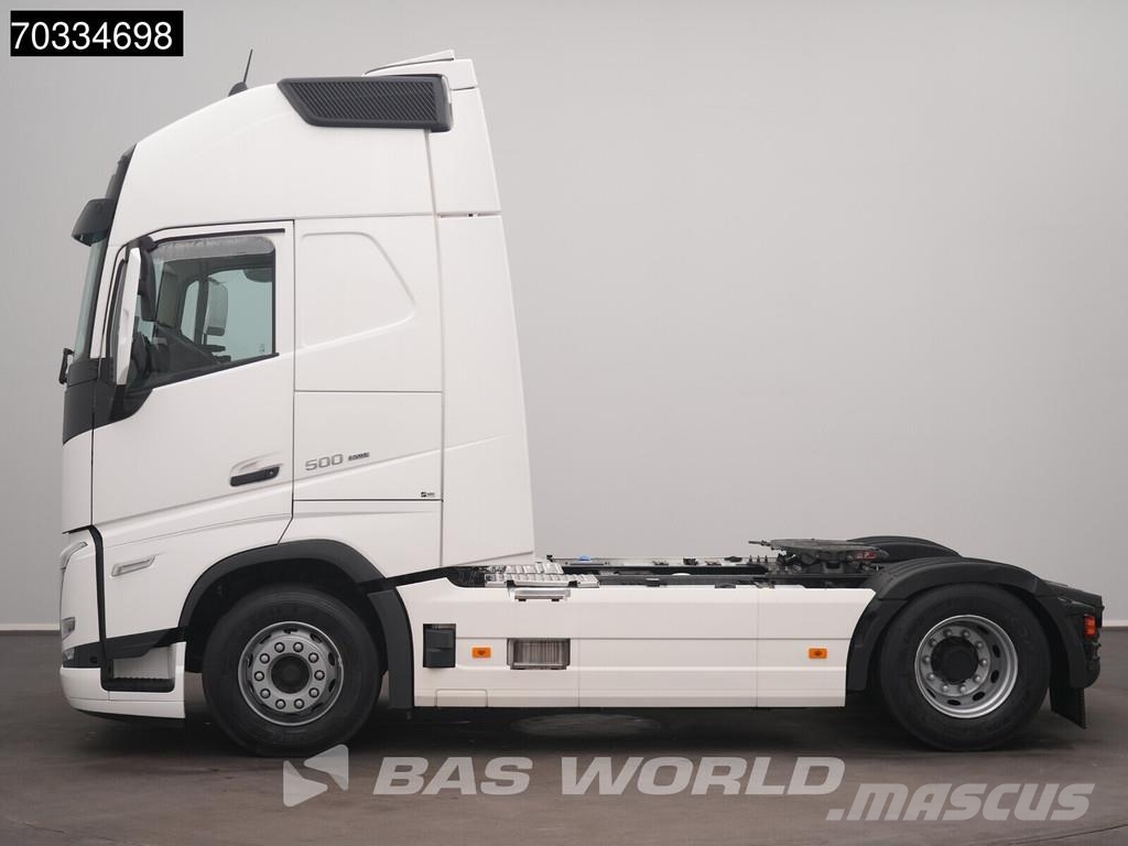 Volvo FH 500 4X2 XL 2x Tanks I-ParkCool ACC APK 02-2027 Vetopöytäautot