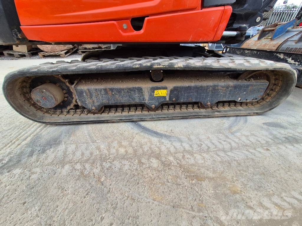 Kubota KX 027-4 Mini kotrók < 7t