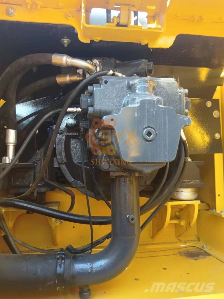 Komatsu PC 300-7 대형 굴삭기 29톤 이상