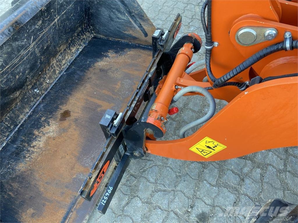 Weycor AR380 Agrar Višenamjenski utovarivači