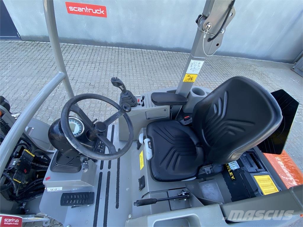 Weycor AR380 Agrar Višenamjenski utovarivači