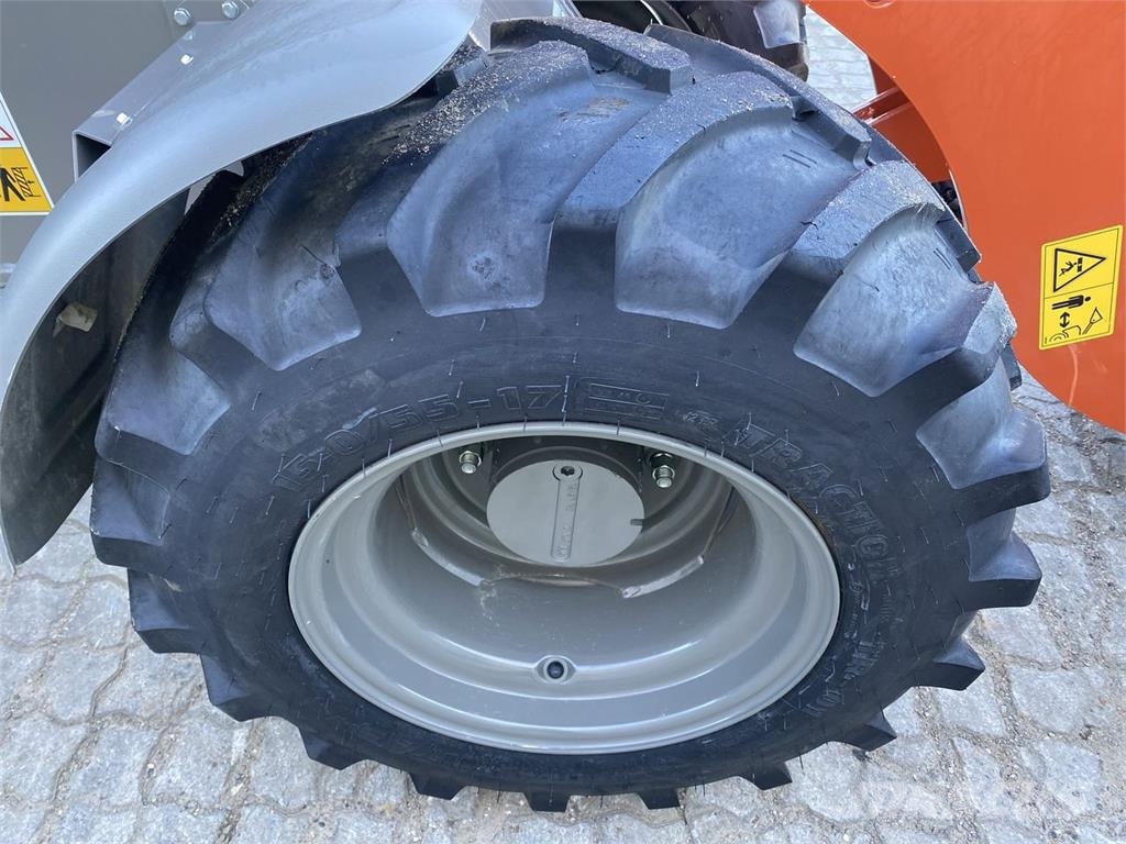 Weycor AR380 Agrar Višenamjenski utovarivači