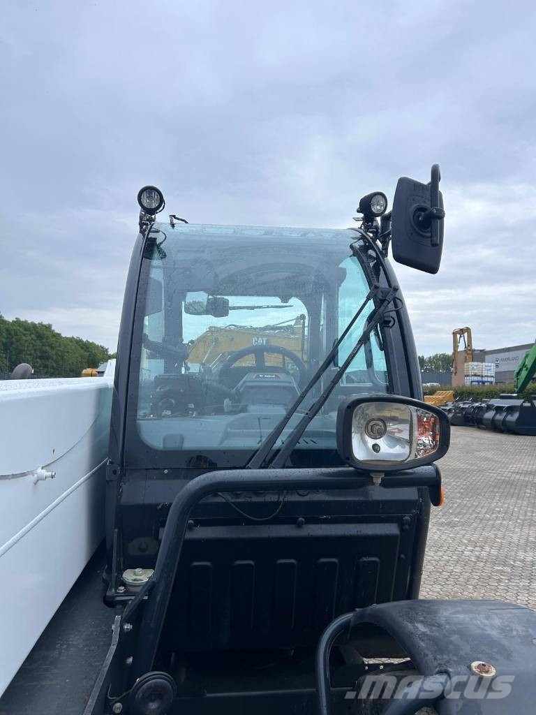 Bobcat TL 40.180 SLP RC Telehandler Teleskooplaadurid
