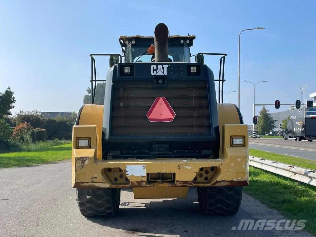 CAT 972M XE Kolesni nakladalci