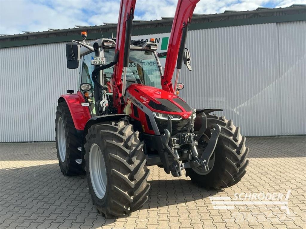Massey Ferguson 5S.145 DYNA-6 EXCLUSIVE Traktorer