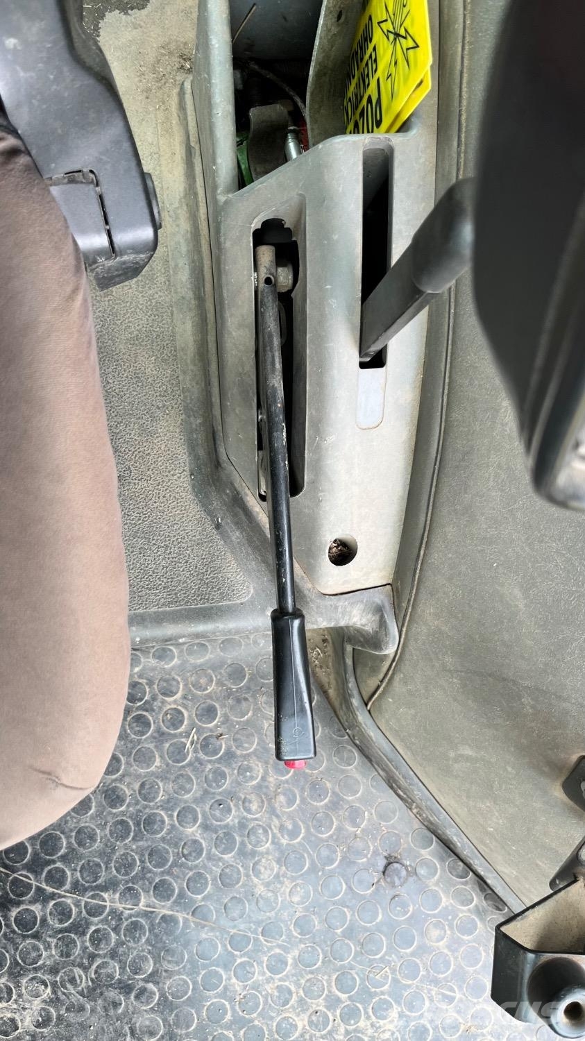 Zetor FORTERRA 135 4X4 その他