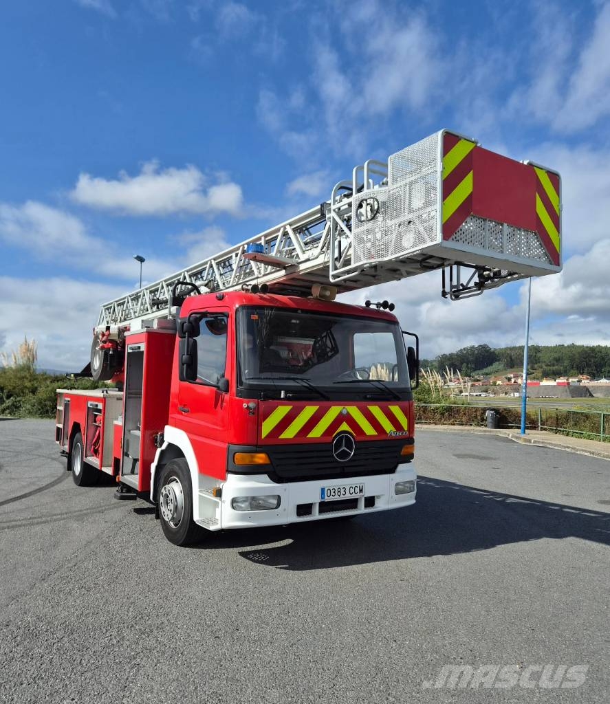 Mercedes-Benz 1528F autoescalera MAGIRUS Itfaiye araçlari