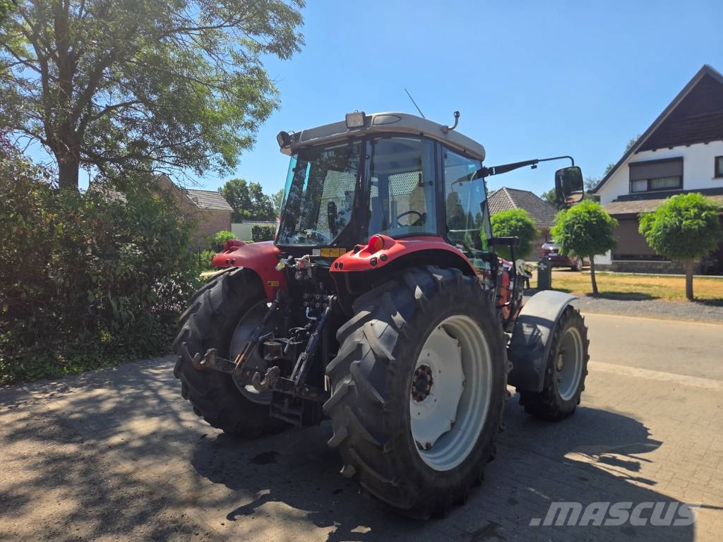 Massey Ferguson 5445 Dyna 4 Tractors