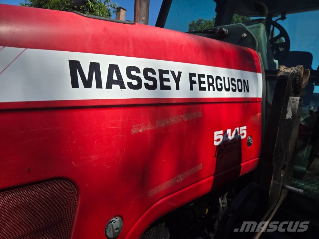 Massey Ferguson 5445 Dyna 4 Tractors