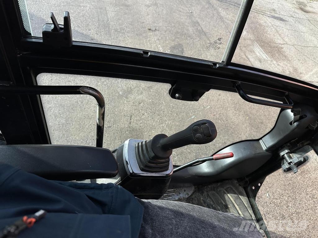 JCB JZ141LC Muud ekskavaatorid