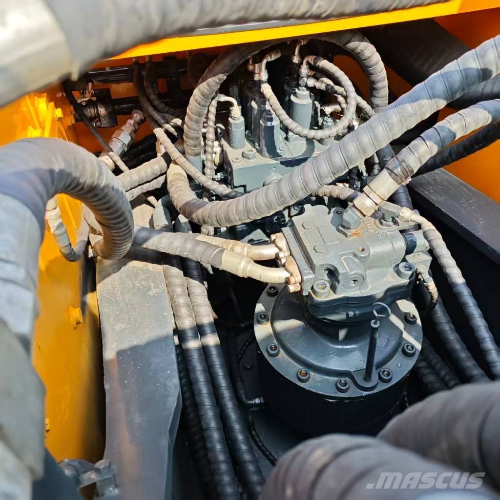 Hyundai 330LC-9T Raupenbagger
