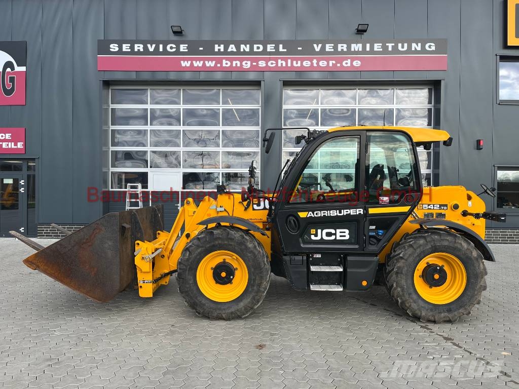 JCB 542-70 Agri Super DEMO 350h Verreikers