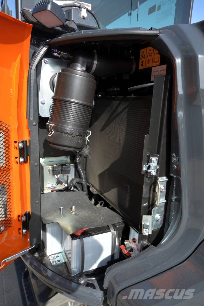 Hitachi ZX 95 USB-7 VA Vidutinės galios ekskavatoriai 7-12 t