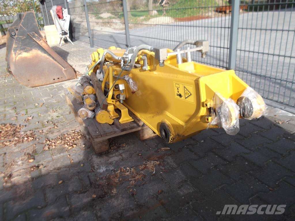 Komatsu PC 88 MR-11 verstelausleger Beltegraver