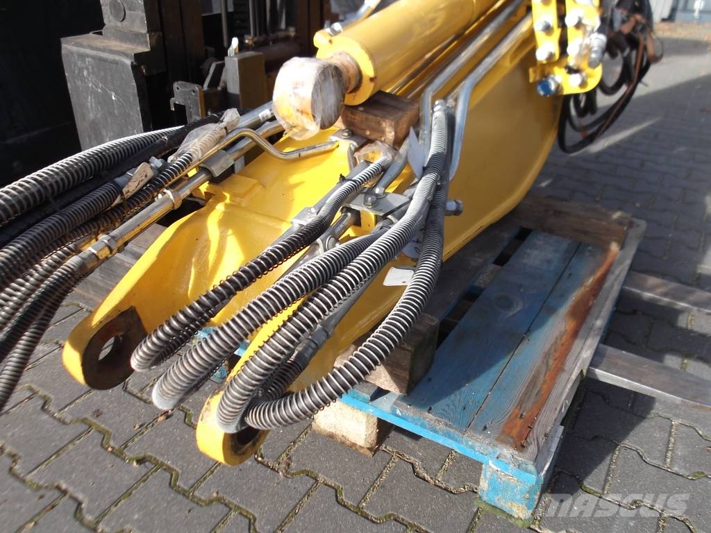 Komatsu PC 88 MR-11 verstelausleger Beltegraver