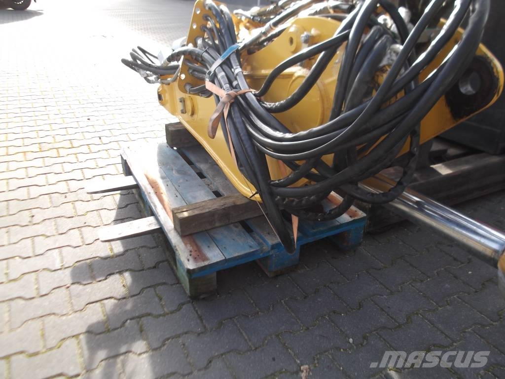 Komatsu PC 88 MR-11 verstelausleger Beltegraver