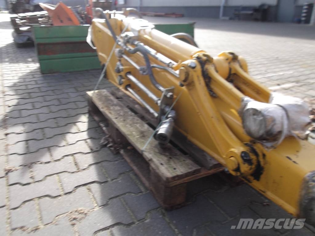 Komatsu PC 88 MR-11 verstelausleger Beltegraver