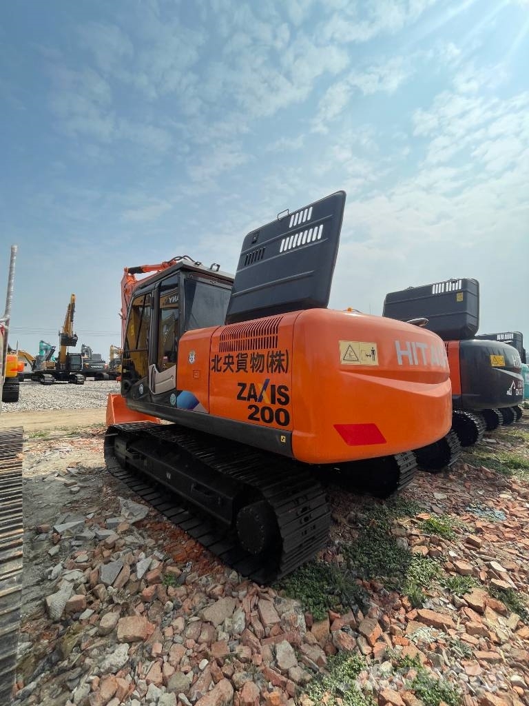 Hitachi Zaxis 200 LC Bageri gusjeničari