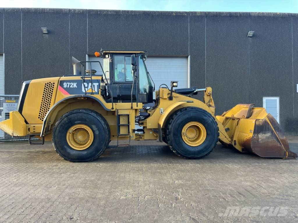 CAT 972K Naudoti ratiniai krautuvai
