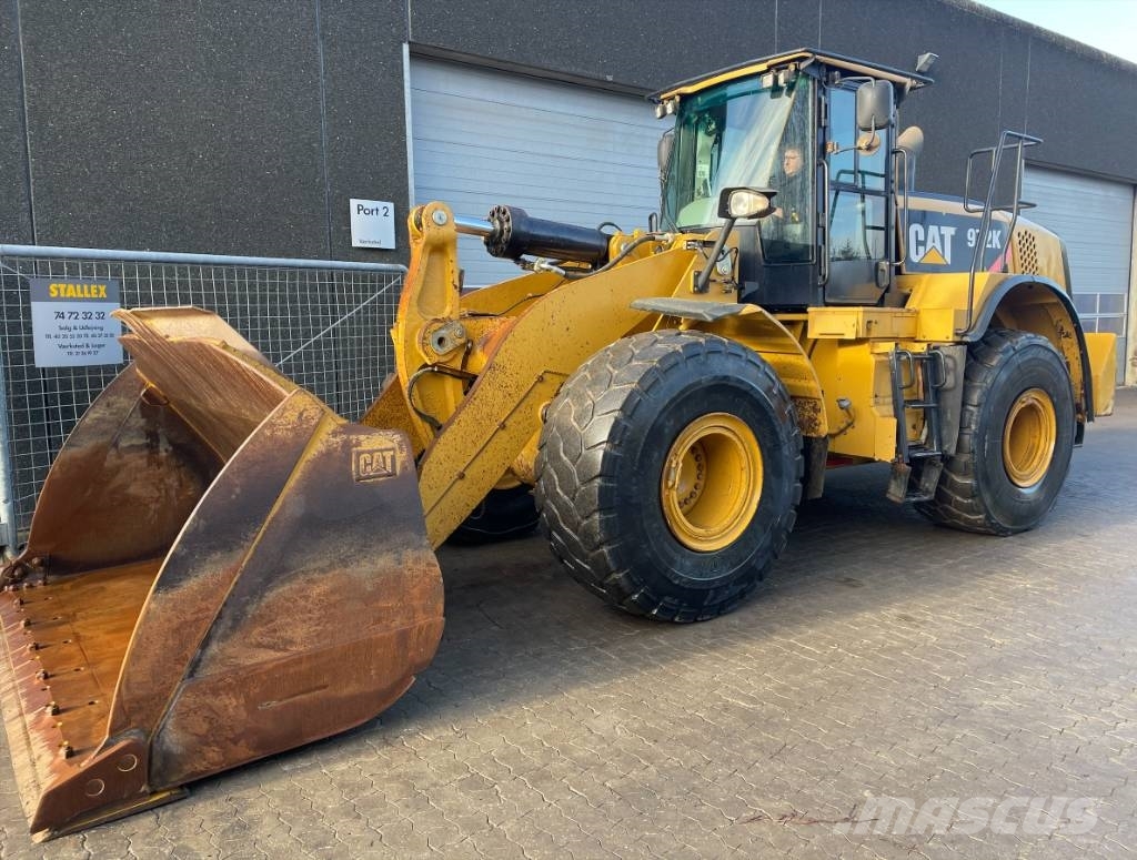 CAT 972K Naudoti ratiniai krautuvai