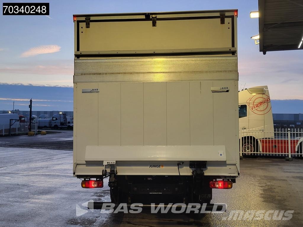 Mitsubishi Canter 7C15 4X2 8tonner 1000kg Ladebordwand Automa Bakwagens met gesloten opbouw