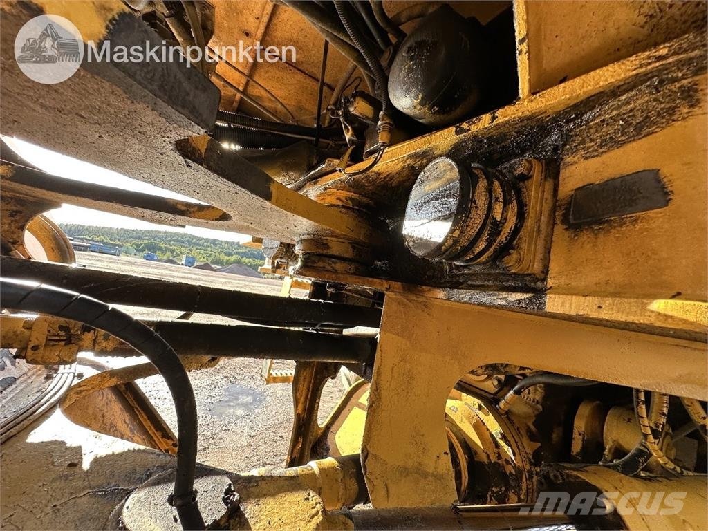 Volvo L120C Kolesni nakladalci