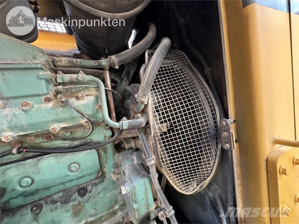 Volvo L120C Kolesni nakladalci