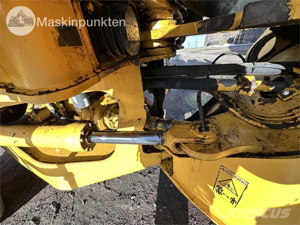 Volvo L120C Kolesni nakladalci
