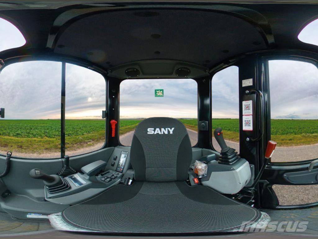 Sany SY 18 C Med Tiltfäste och Skopor Kampanj Mini bageri < 7t