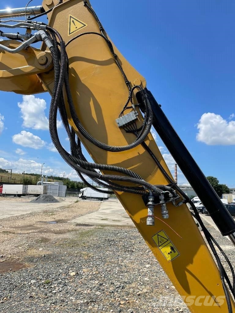 CAT 308 E 2 CR 中型挖掘机