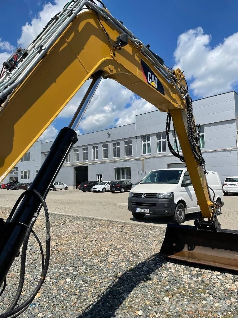 CAT 308 E 2 CR 中型挖掘机