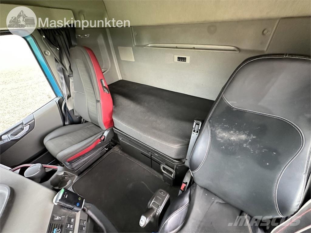 Volvo FH 62 TR Rol kiper kamioni sa kukom za podizanje tereta