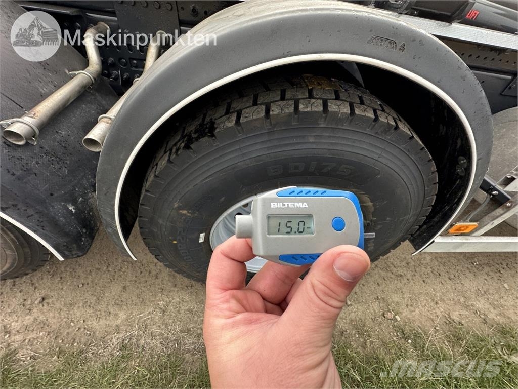 Volvo FH 62 TR Rol kiper kamioni sa kukom za podizanje tereta
