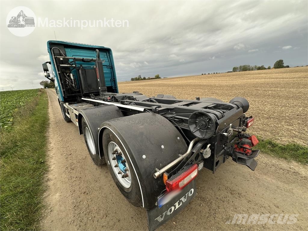 Volvo FH 62 TR Rol kiper kamioni sa kukom za podizanje tereta