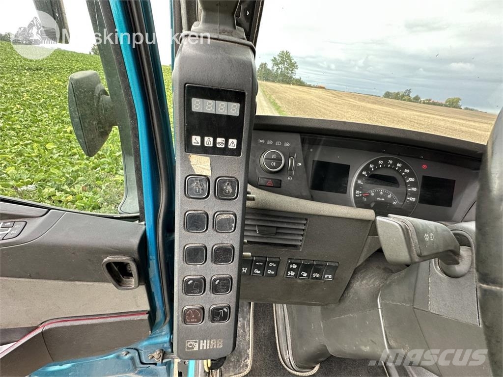 Volvo FH 62 TR Rol kiper kamioni sa kukom za podizanje tereta