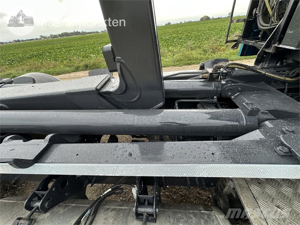 Volvo FH 62 TR Rol kiper kamioni sa kukom za podizanje tereta