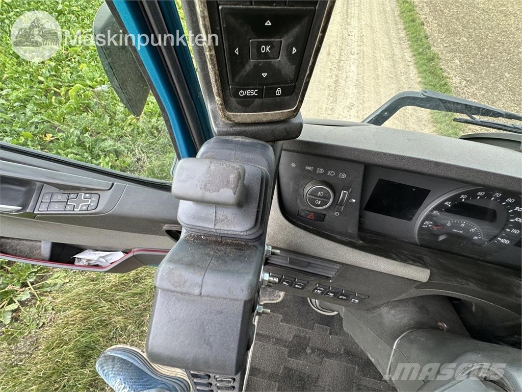 Volvo FH 62 TR Rol kiper kamioni sa kukom za podizanje tereta