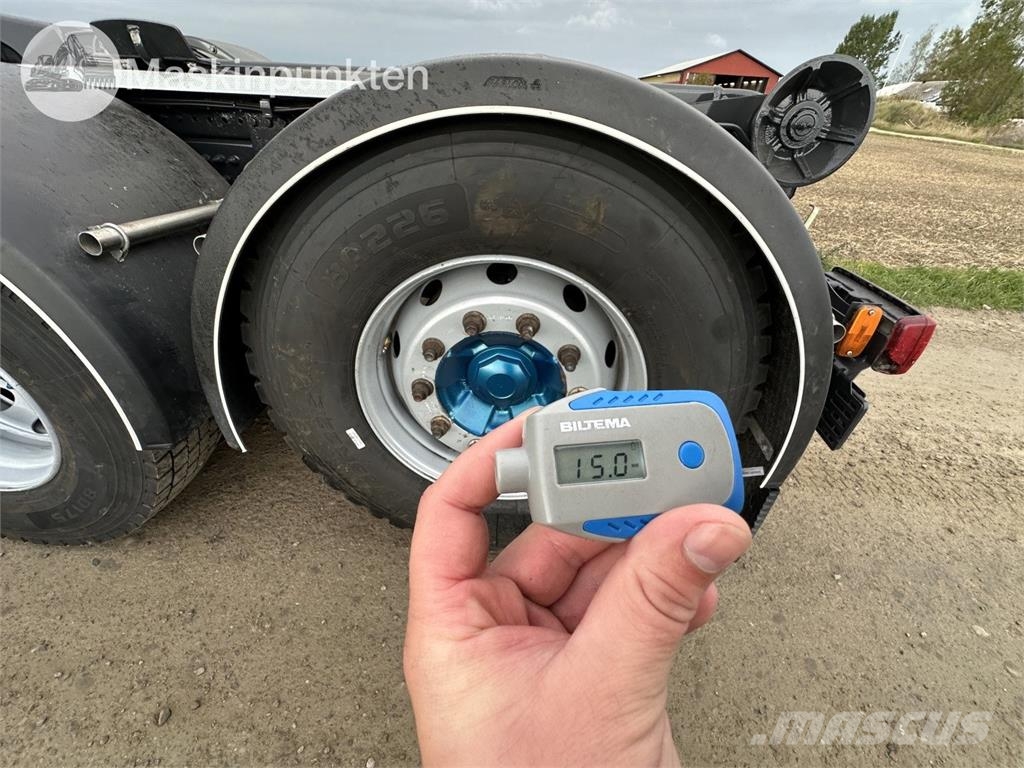 Volvo FH 62 TR Rol kiper kamioni sa kukom za podizanje tereta