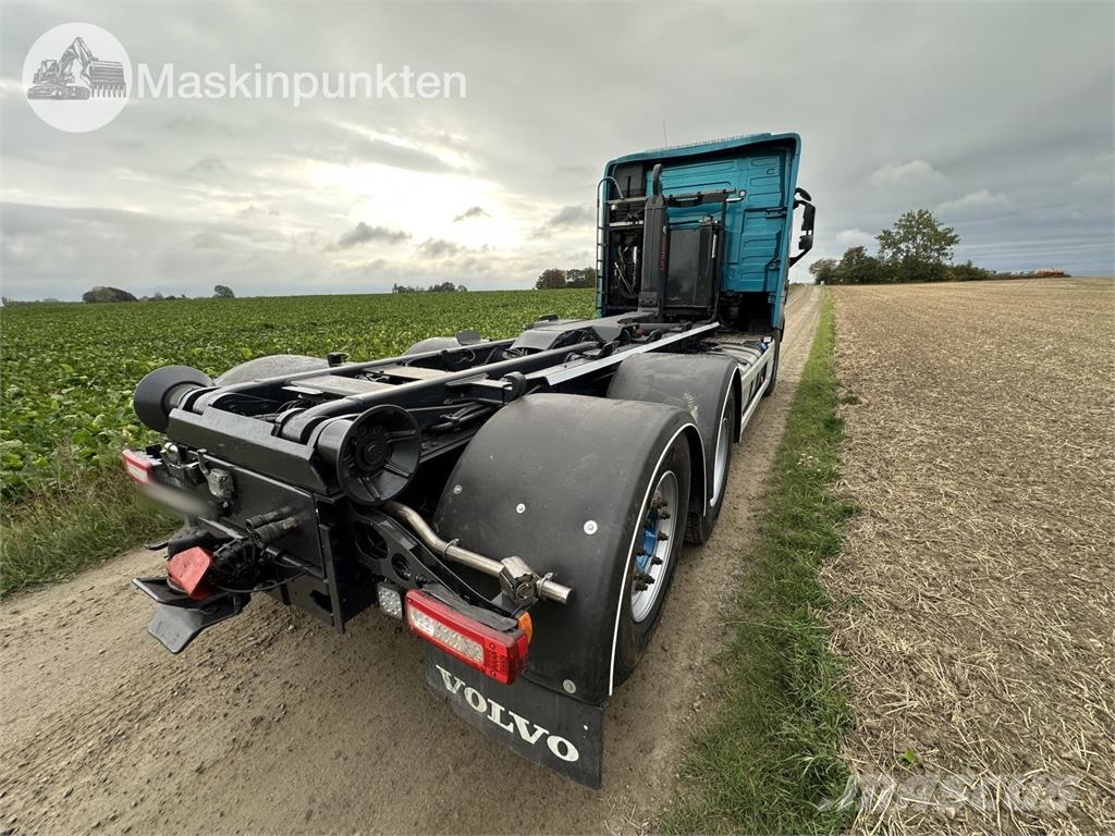 Volvo FH 62 TR Rol kiper kamioni sa kukom za podizanje tereta