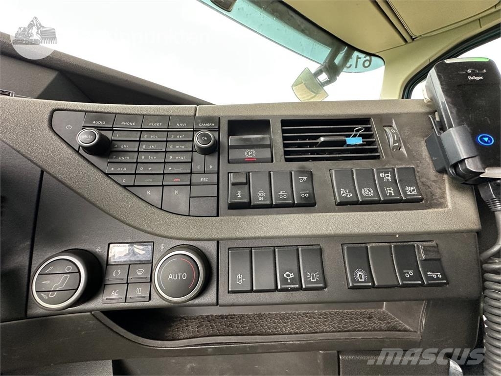 Volvo FH 62 TR Rol kiper kamioni sa kukom za podizanje tereta