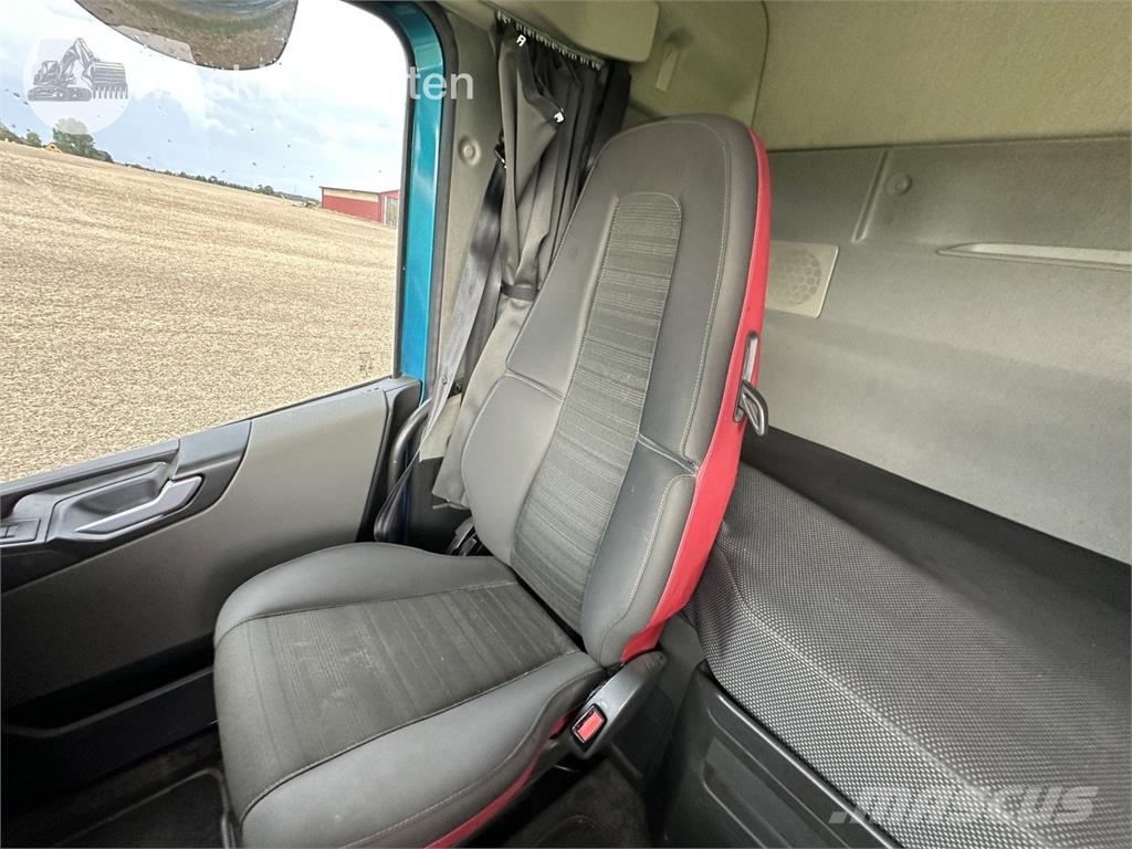 Volvo FH 62 TR Rol kiper kamioni sa kukom za podizanje tereta