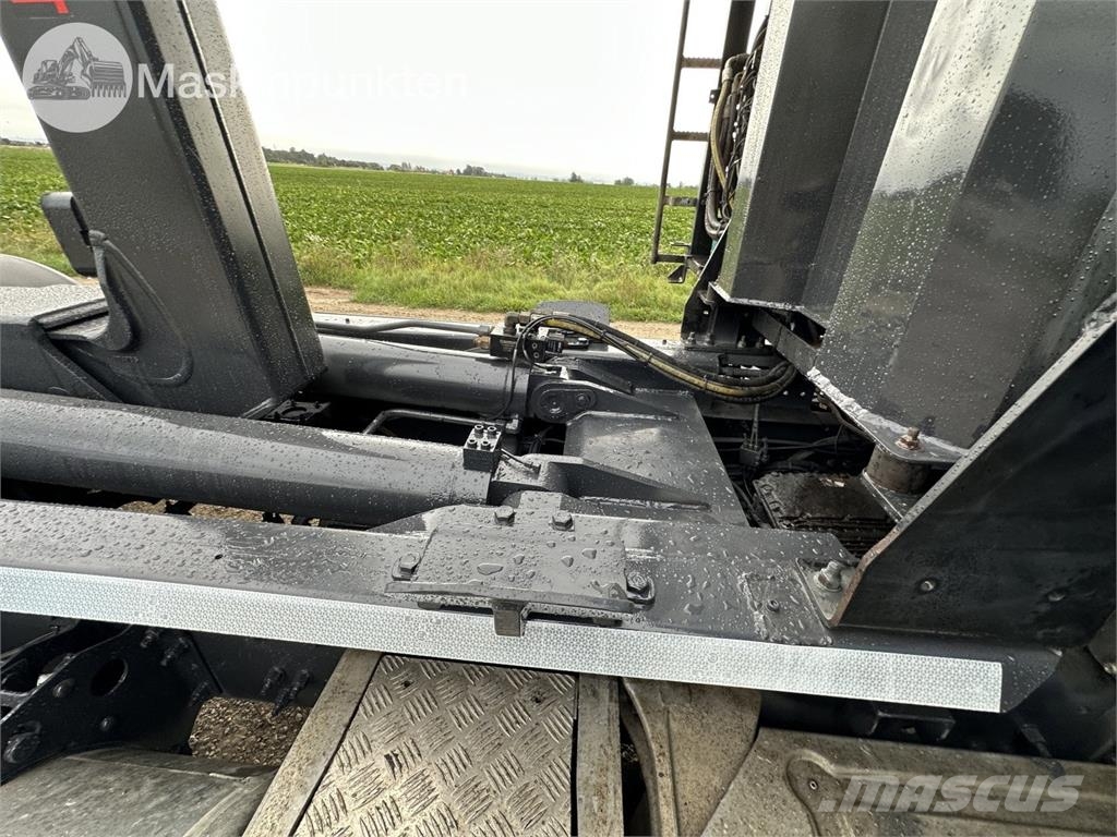 Volvo FH 62 TR Rol kiper kamioni sa kukom za podizanje tereta