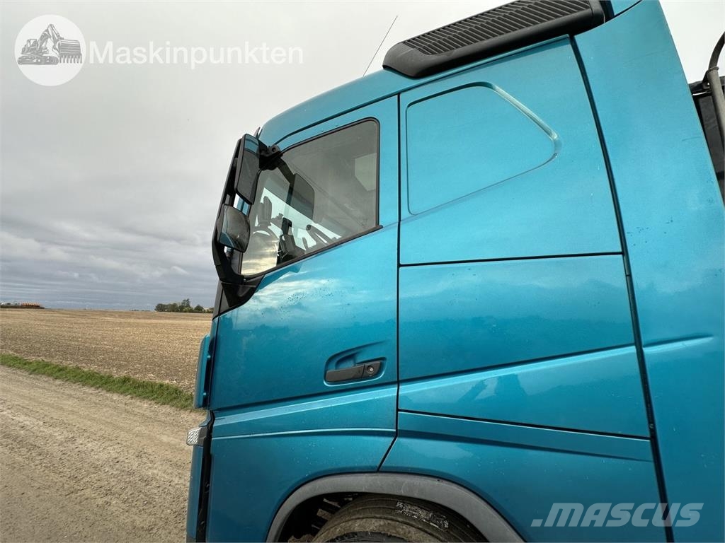Volvo FH 62 TR Rol kiper kamioni sa kukom za podizanje tereta