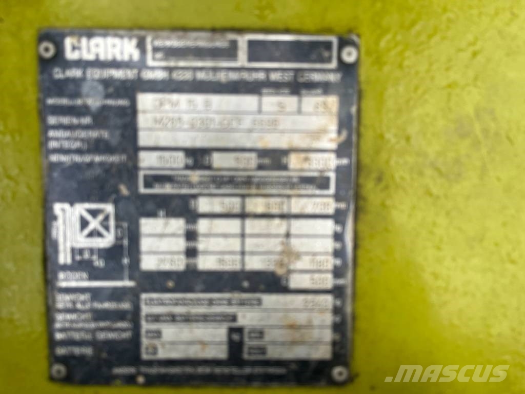 Clark DPM15B   V-3965  EO شاحنات الديزل