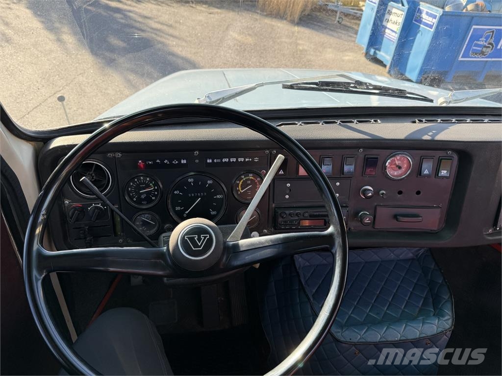Volvo N10 6X2 自卸式货车